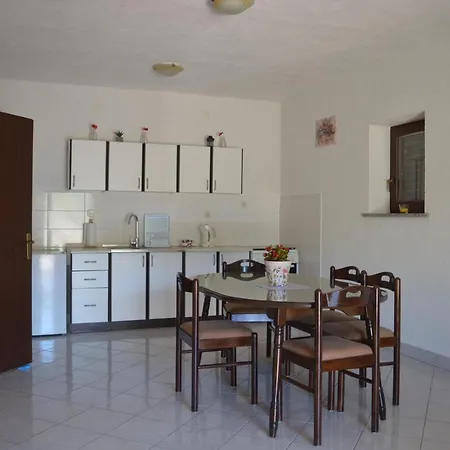 Mile Apartment